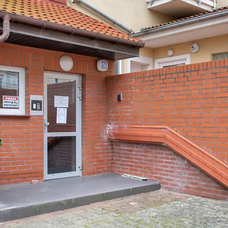 Rentplanet - Towarowa *